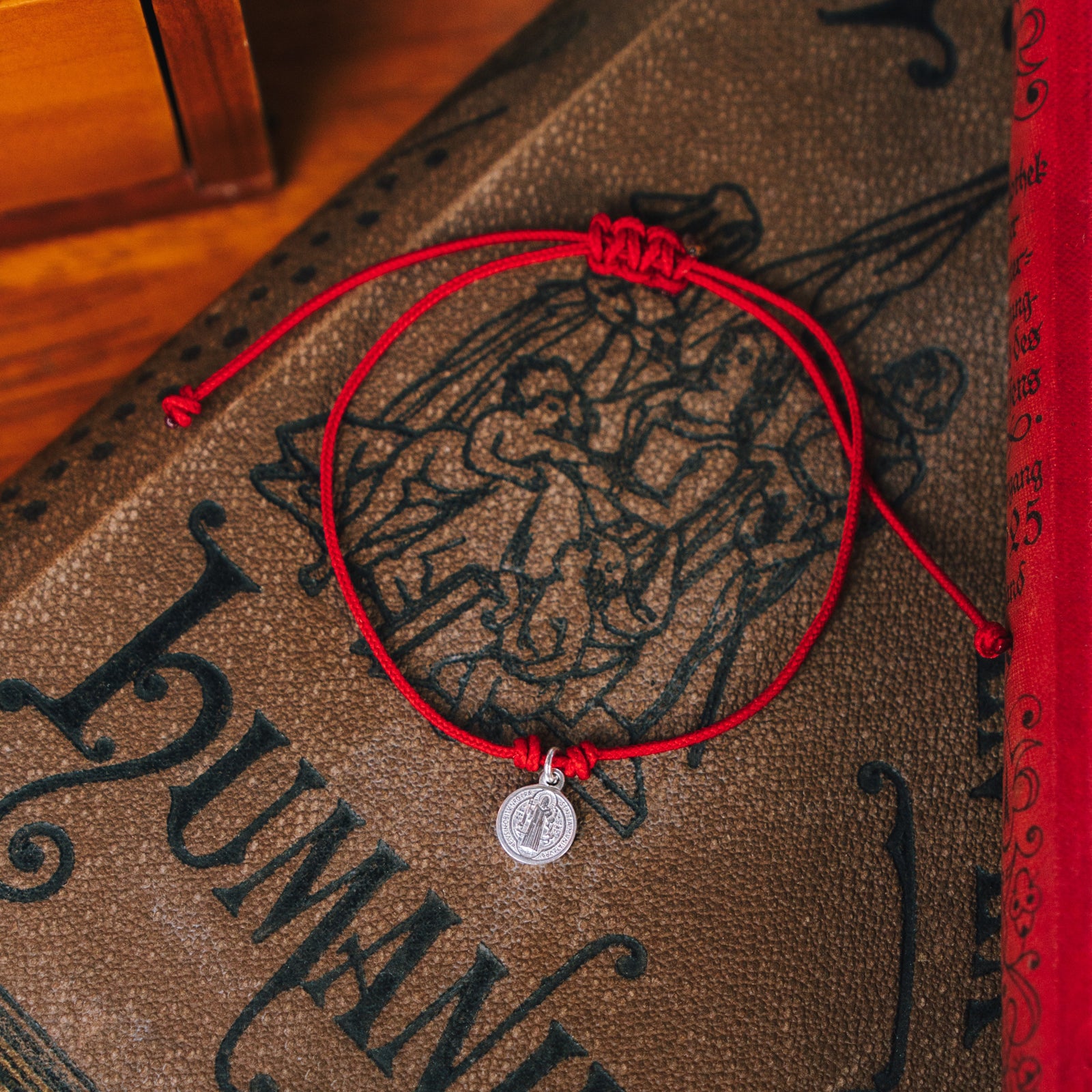 San Benito · Pulsera de Protección