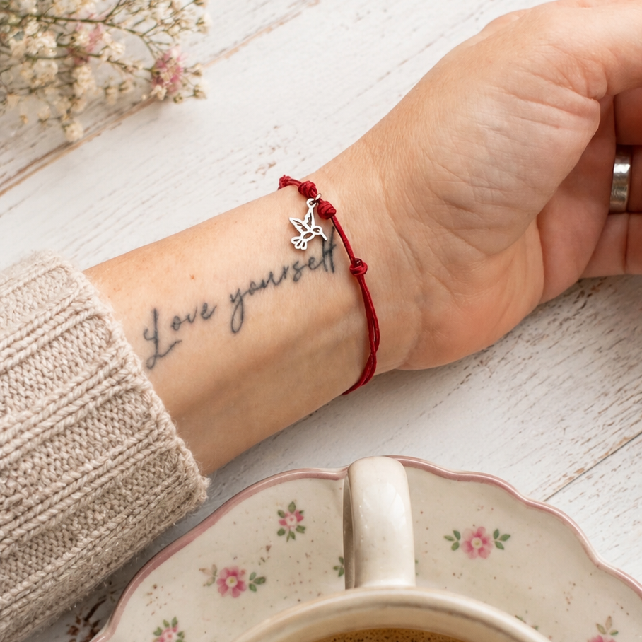 Pulsera roja Colibrí de plata 925 · alegría y resiliencia · La Pulseria Chile
